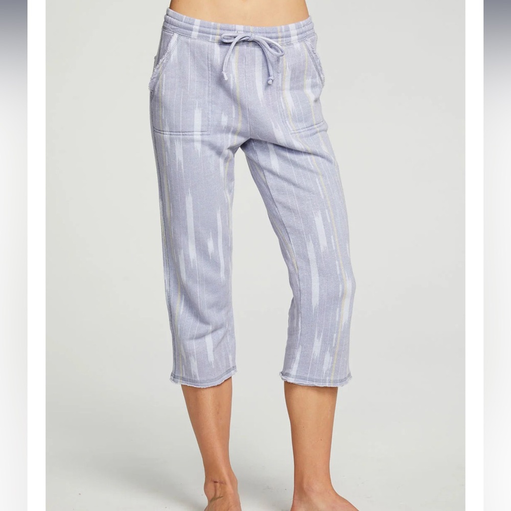 CHASOR Striped Lavender cropped Pants
